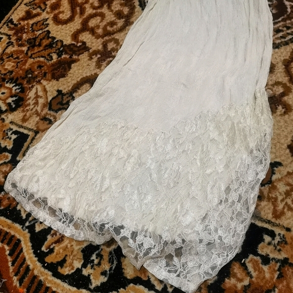 SOLD 90s Slinky White Shimmer Lace Maxi Dress Cottagecore Coquette Papillon - Picture 4 of 9